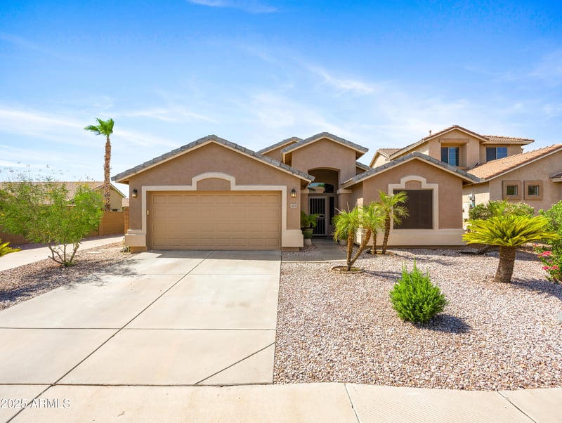 16559 Saguaro Ln, Surprise, AZ 85388