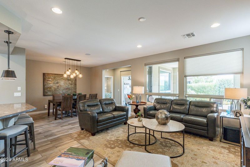 1656 E Hesperus Way, San Tan Valley, AZ 85140