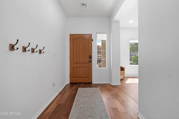 1656 Cavedale Dr, Phoenix, AZ 85085