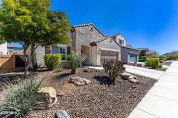 1656 Cavedale Dr, Phoenix, AZ 85085