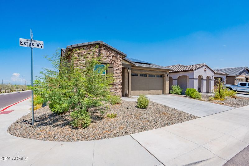 1656 W Estes Way, Phoenix, AZ 85041