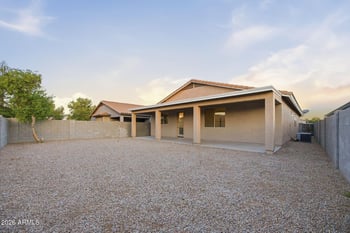 1656 Loemann Dr, San Tan Valley, AZ 85144