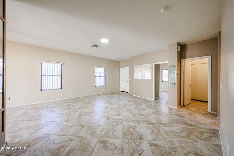 16566 Naegel Dr, Surprise, AZ 85374