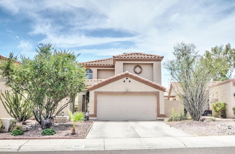 1657 E Wagoner Rd, Phoenix, AZ 85022