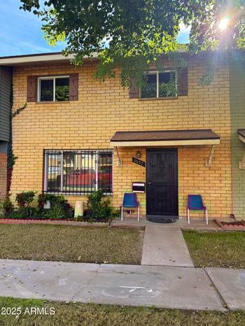 1657 Hazelwood St, Phoenix, AZ 85015