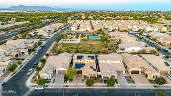 1657 Henry Ln, Gilbert, AZ 85295