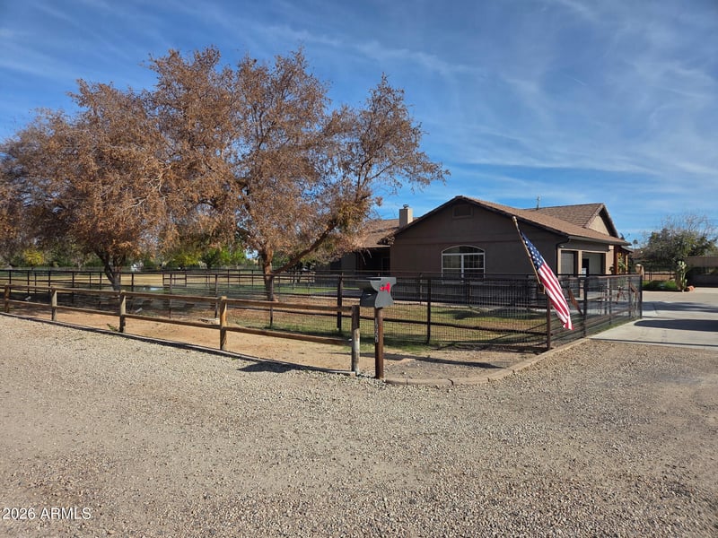 1657 S Vine St, Chandler, AZ 85286