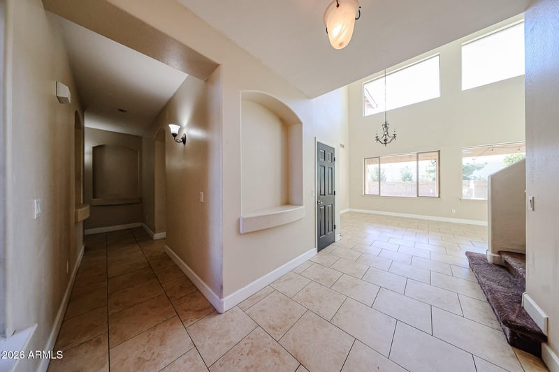 16577 Saguaro Ln, Surprise, AZ 85388