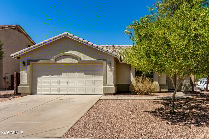 16578 Saguaro Ln, Surprise, AZ 85388