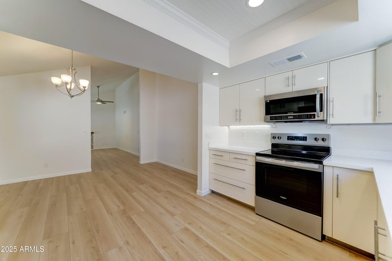 1658 Sierra Vista Dr, Tempe, AZ 85288