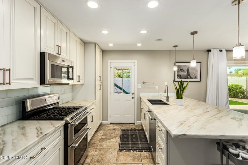 1659 Palmcroft Dr, Tempe, AZ 85282