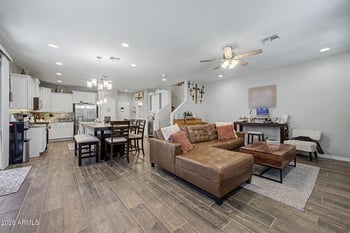 1659 83rd Pl, Mesa, AZ 85209