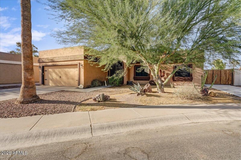 1660 E Whitten St, Chandler, AZ 85225