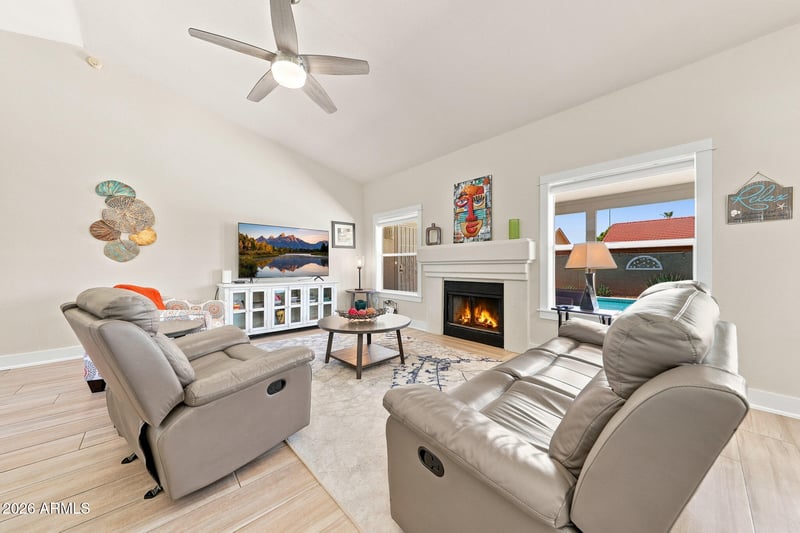 1660 N 59th St, Mesa, AZ 85205