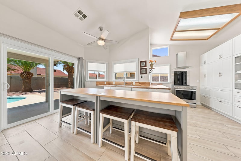 1660 N 59th St, Mesa, AZ 85205