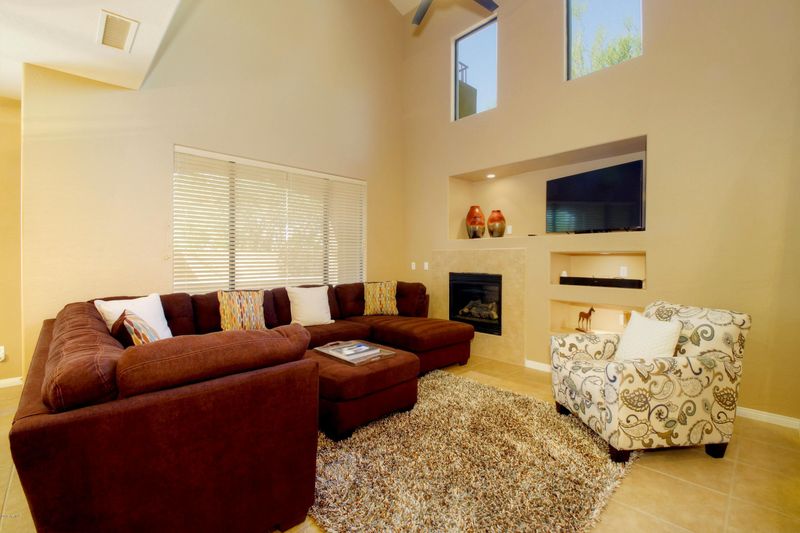16600 N Thompson Peak Pw #1022, Scottsdale, AZ 85260