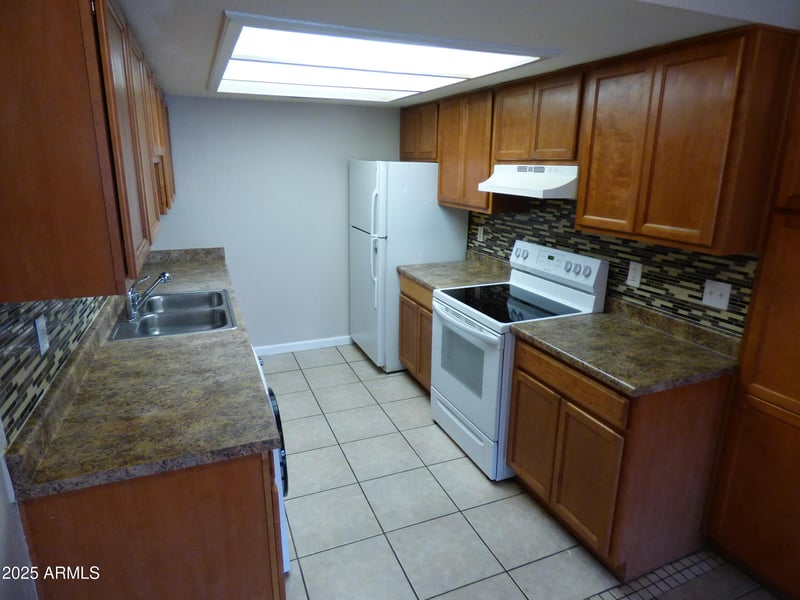16602 25th St #129, Phoenix, AZ 85032