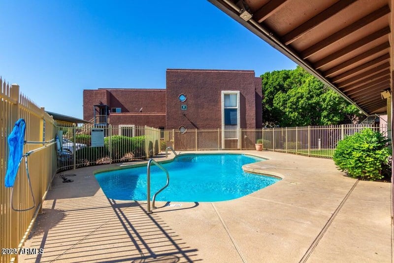 16602 25th St #129, Phoenix, AZ 85032