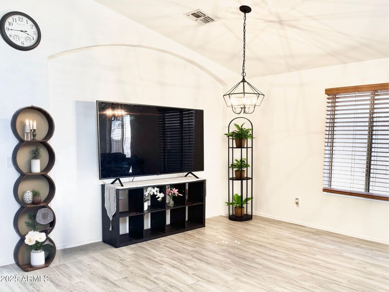 16605 23rd Pl, Phoenix, AZ 85022