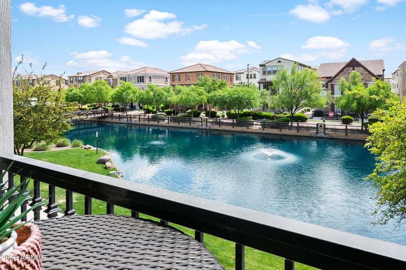 1661 E Hampton Ln, Gilbert, AZ 85295