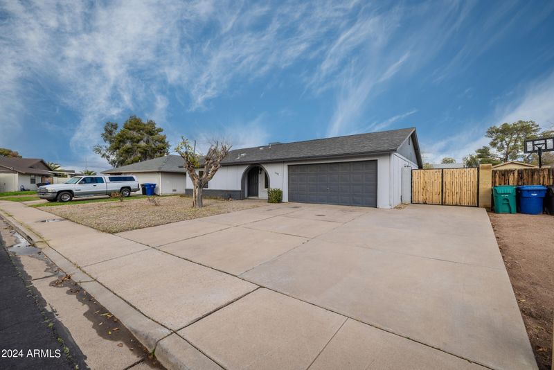 1661 S Alamo Cir, Mesa, AZ 85204