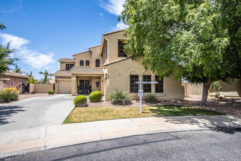 16612 151st Ln, Surprise, AZ 85374