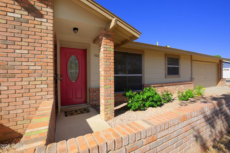 16618 40th Ave, Phoenix, AZ 85053