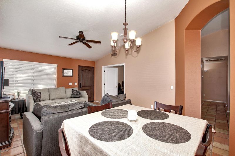 1662 W Commerce Ave, Gilbert, AZ 85233