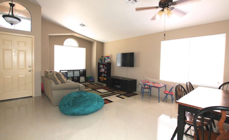 16623 N 23rd Pl, Phoenix, AZ 85022