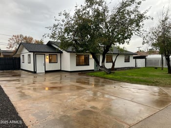 16625 17th Pl, Phoenix, AZ 85022