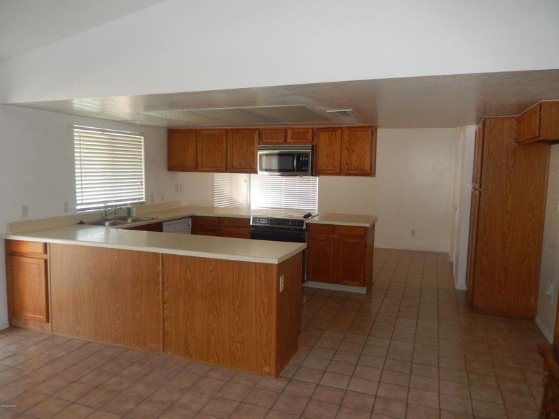 16625 N 47th Ave, Glendale, AZ 85306