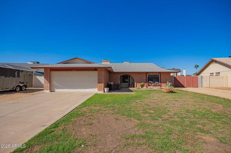 16628 33rd Ave, Phoenix, AZ 85053