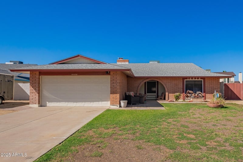 16628 33rd Ave, Phoenix, AZ 85053