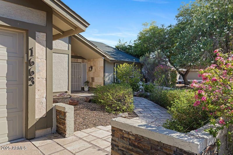 1663 Nevada Way, Mesa, AZ 85203