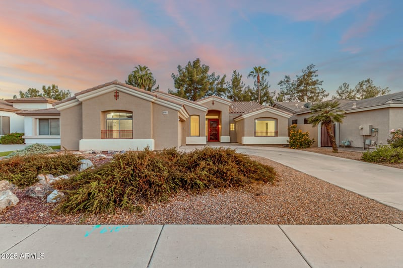 1663 Spur St, Gilbert, AZ 85296