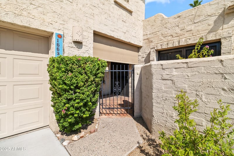 16631 29th Dr, Phoenix, AZ 85053