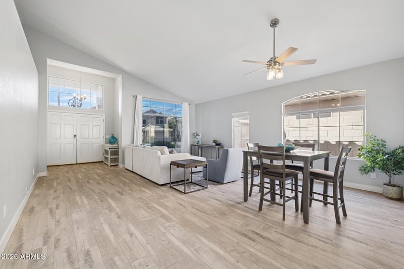 16633 14th St, Phoenix, AZ 85048