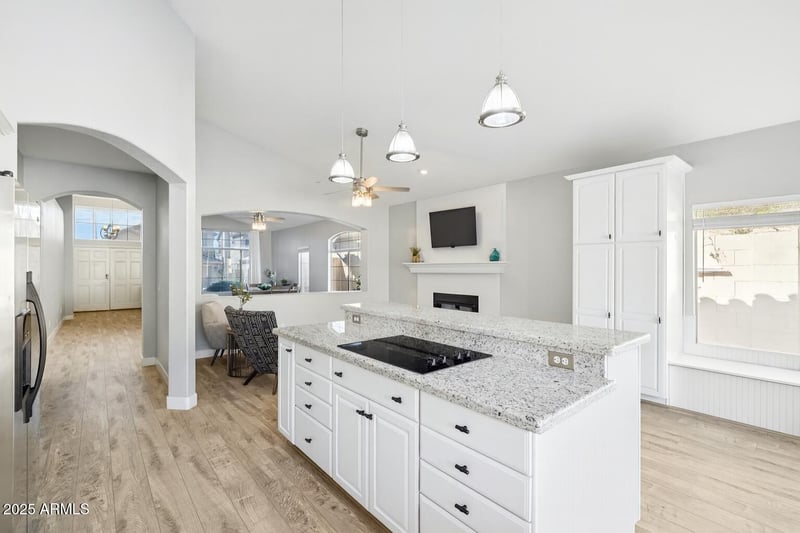 16633 14th St, Phoenix, AZ 85048