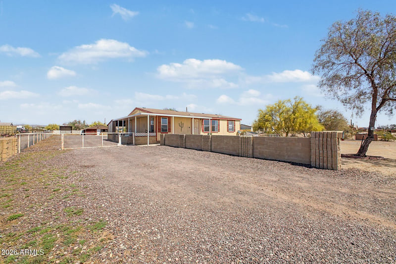 16634 Gloria Ln, Surprise, AZ 85387