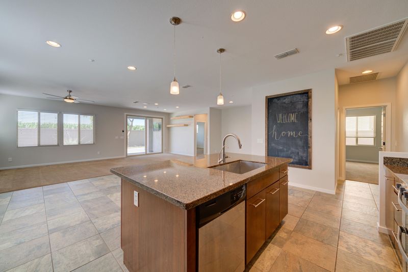 1664 E Dubois Ave, Gilbert, AZ 85298