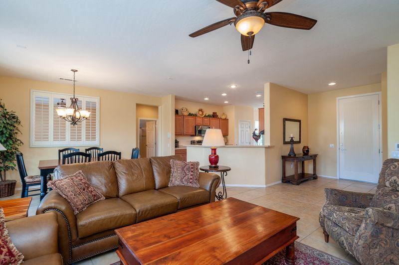16645 W Bajada Trl, Surprise, AZ 85387