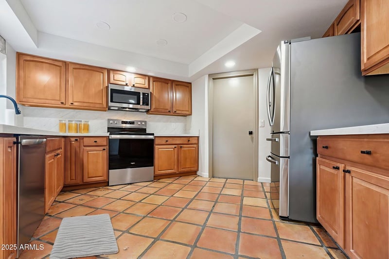 16648 30th Ave, Phoenix, AZ 85053