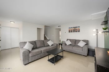 1665 Hazelwood St, Phoenix, AZ 85015