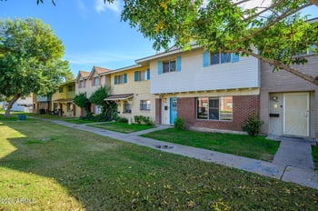 1665 Hazelwood St, Phoenix, AZ 85015