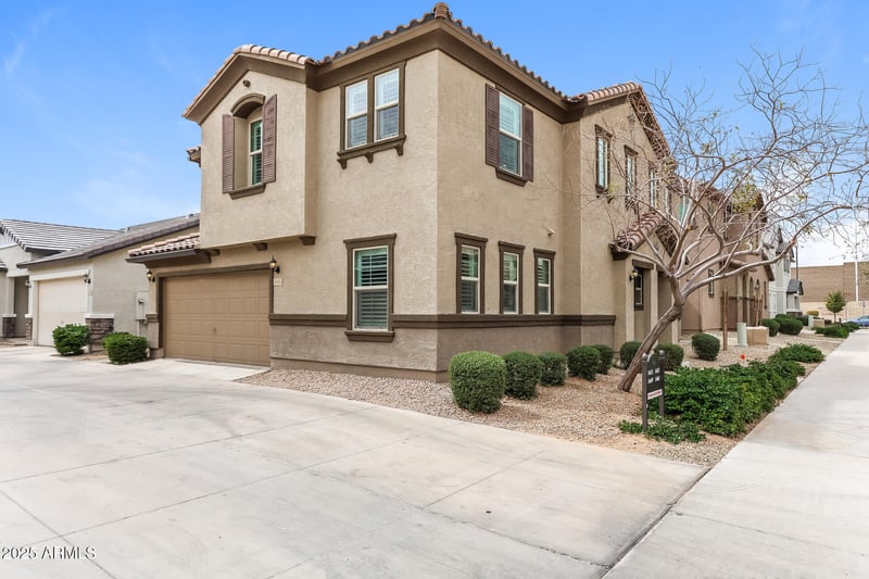 16661 Jenan Dr, Surprise, AZ 85388