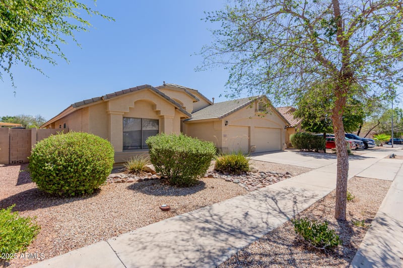 16663 Woodlands Ave, Goodyear, AZ 85338