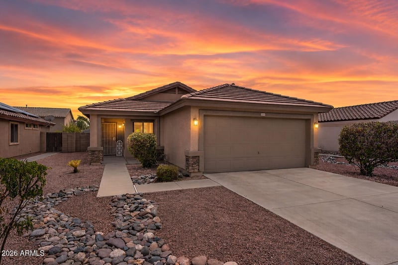 16667 W Paradise Ln, Surprise, AZ 85374