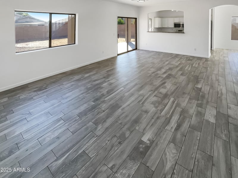 1667 172nd Dr, Goodyear, AZ 85338
