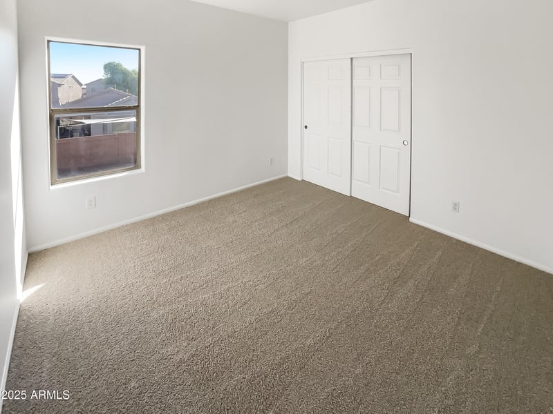 1667 172nd Dr, Goodyear, AZ 85338