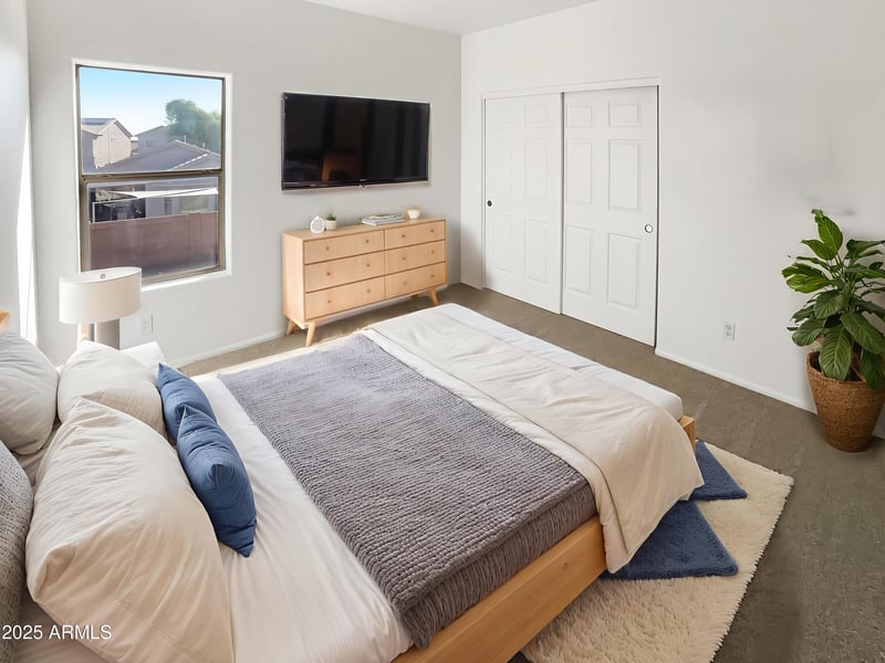 1667 172nd Dr, Goodyear, AZ 85338